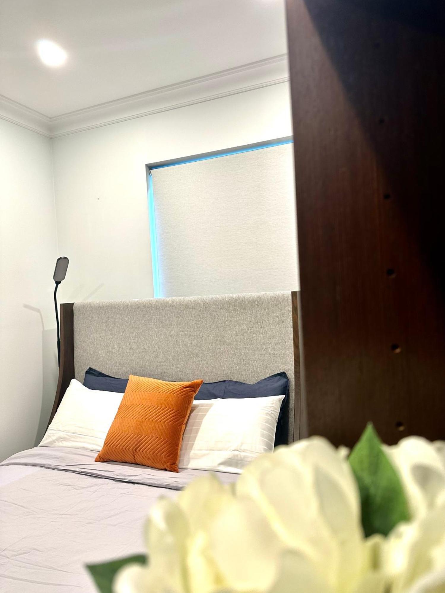 מלבורן Private 1 Bed Accom With Bathroom In A 3 Bed Apartment - Melb Cbd, Regency Towers - Free Parking, Wifi And Pool מראה חיצוני תמונה
